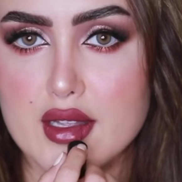 Meet your Posher, Zahraa - Picture 1 of 1